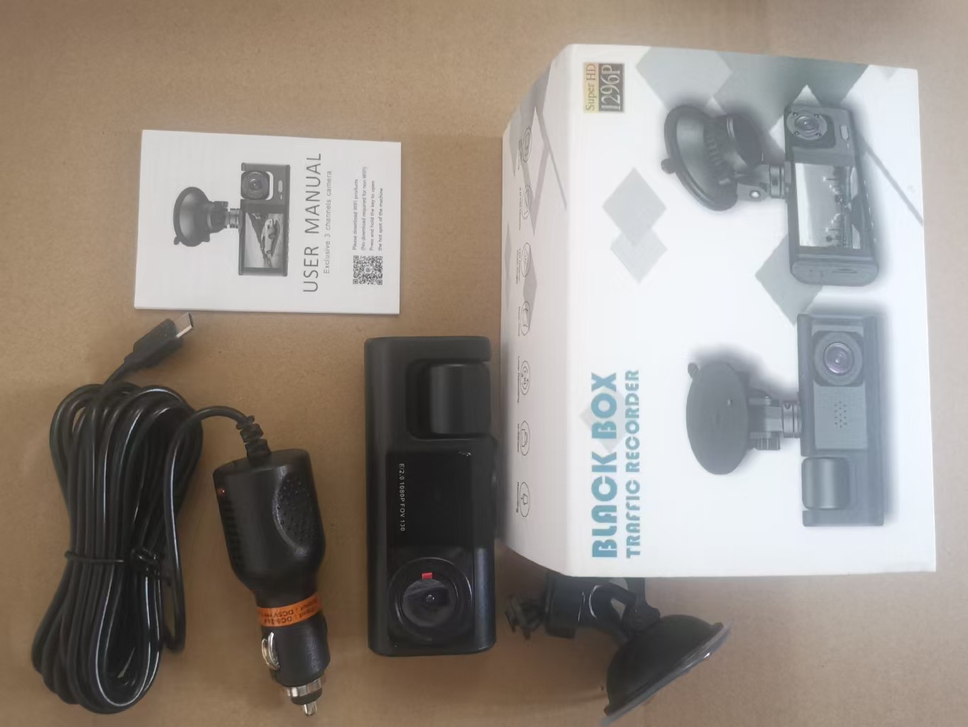 2寸屏C309WiFi行车记录仪高清手机互联三镜头停车监控带夜视车载D详情11