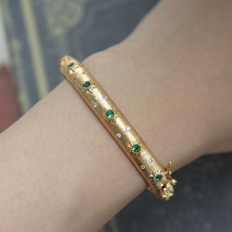 Italian court brushed bracelet, elegant and light luxury for women, retro open bracelet with green opal, light luxury for women pic 9