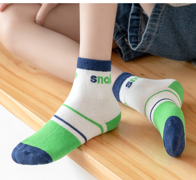 跨境儿童袜子秋冬款中筒袜厚款男童女童地板袜春款长筒袜宝宝袜子详情14