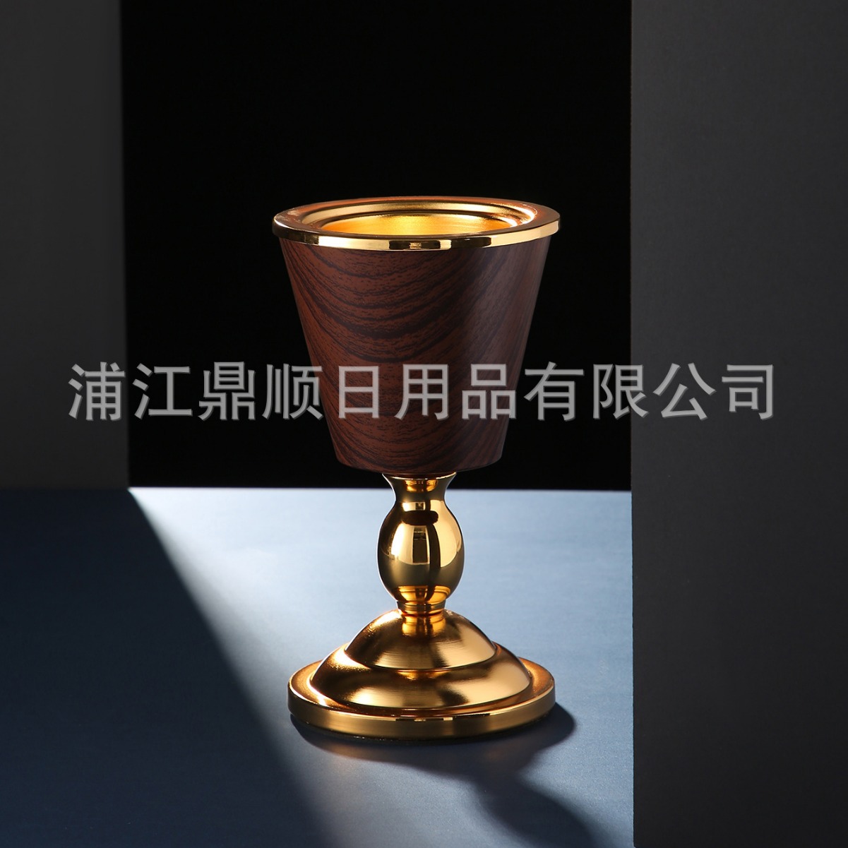 跨境中东沙特阿拉伯金色铁艺香炉家居烛台装饰品香熏炉杯摆件详情4