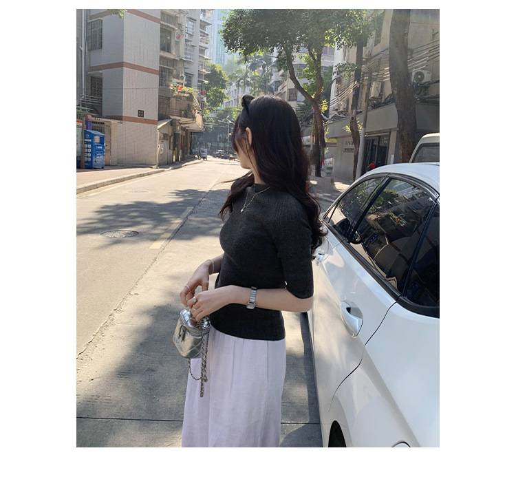 This Korean high-end, super good-looking off-the-shoulder, mid-sleeved knitted sweater is a new slimming top for women in Spring/Summer 2025 pic 17