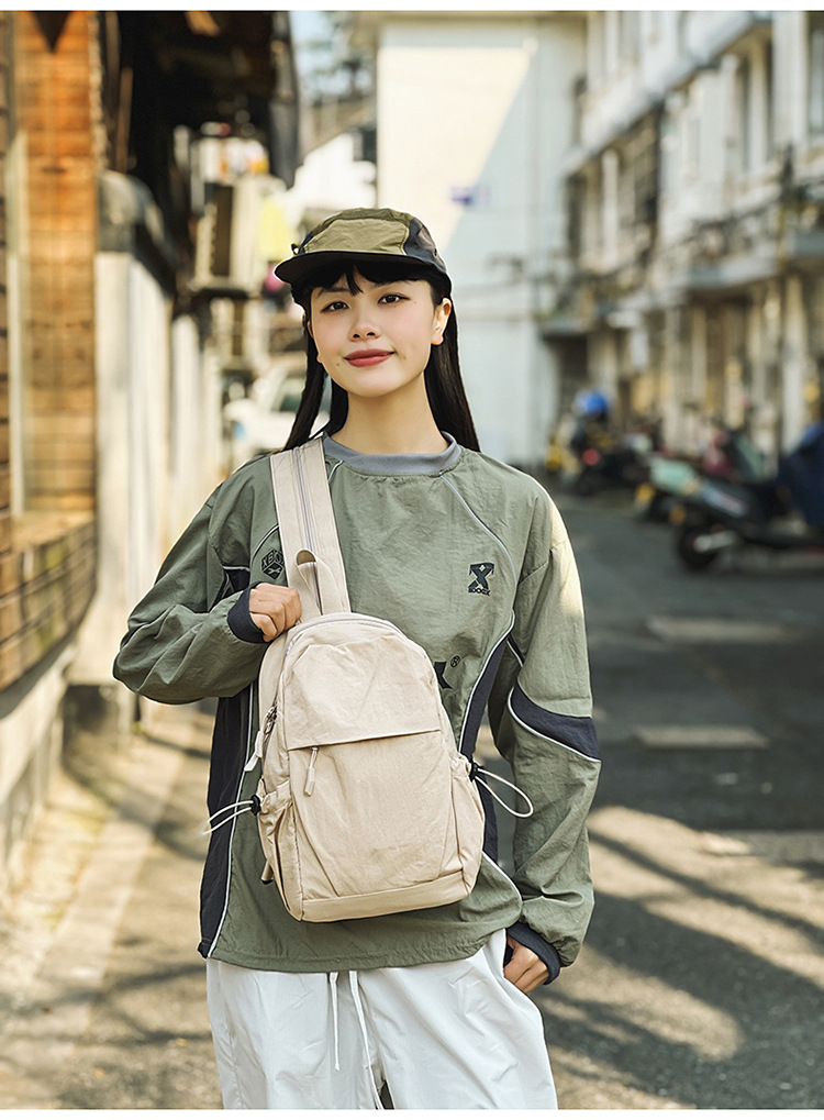 新款多功能防泼水双肩胸包男女轻便出游小背包男士户外登山斜挎包详情16