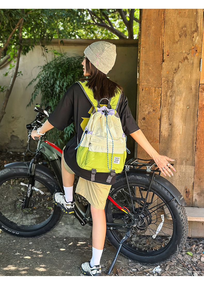 新款束口抽绳双肩包大容量休闲包户外运动登山包超轻量旅行背包详情8