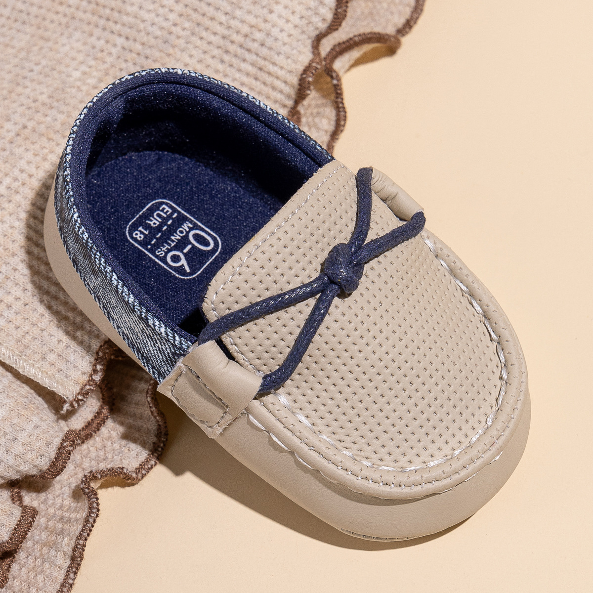 2025年新款男婴防滑豆豆鞋室内软底一脚蹬学步鞋baby shoes详情6