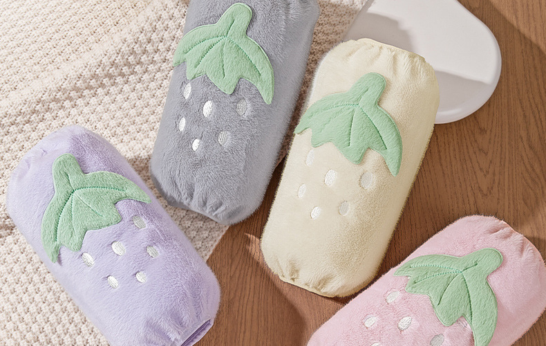 Winter cute strawberry sleeve, cartoon for girls, long adult office anti-dirt fluffy hand sleeves, plush sleeves pic 31