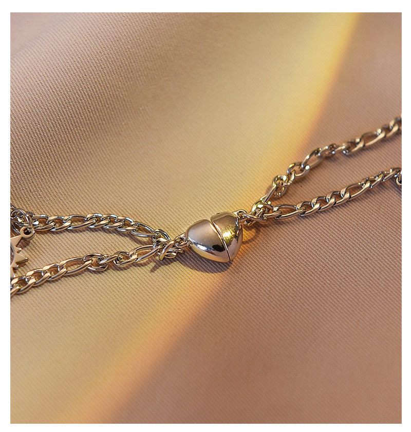 创意个性复古风不锈钢太阳月亮心形磁扣相吸吊坠情侣闺蜜钛钢手链详情6