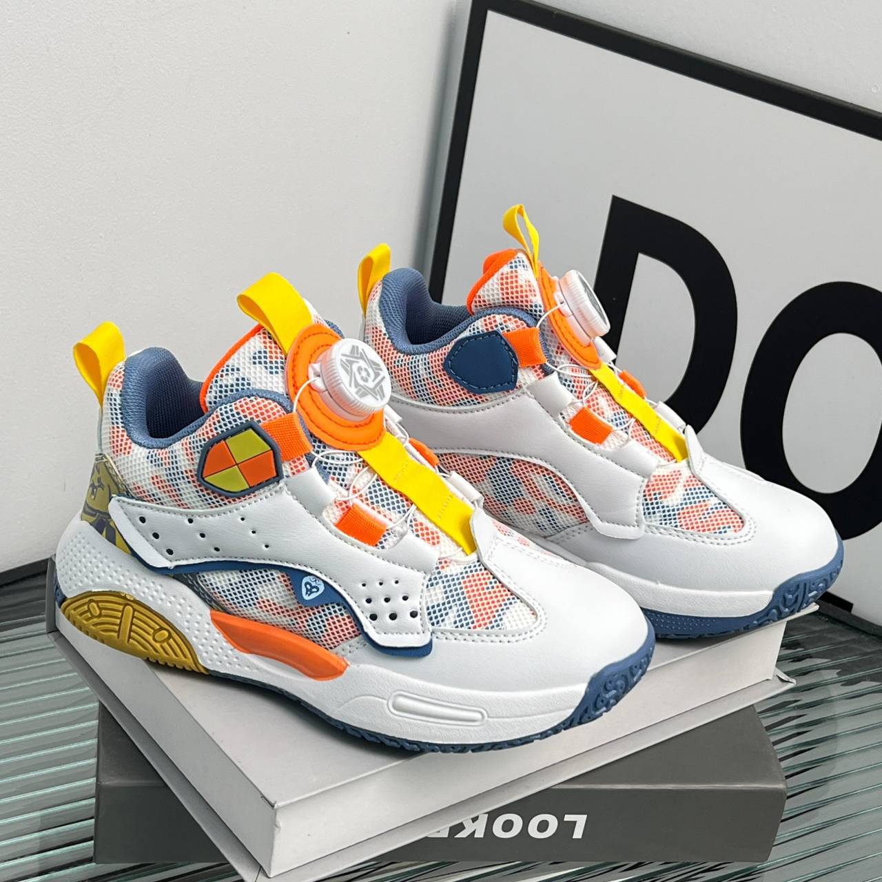 中大童运动鞋2024全新款春秋款男女童旋转纽扣潮流篮球鞋时尚百搭详情3