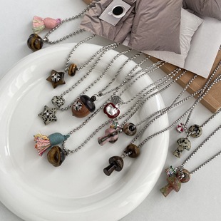 小红书法式复古精致mini花朵耳环轻奢高级感金色浪漫玫瑰花耳扣女详情17