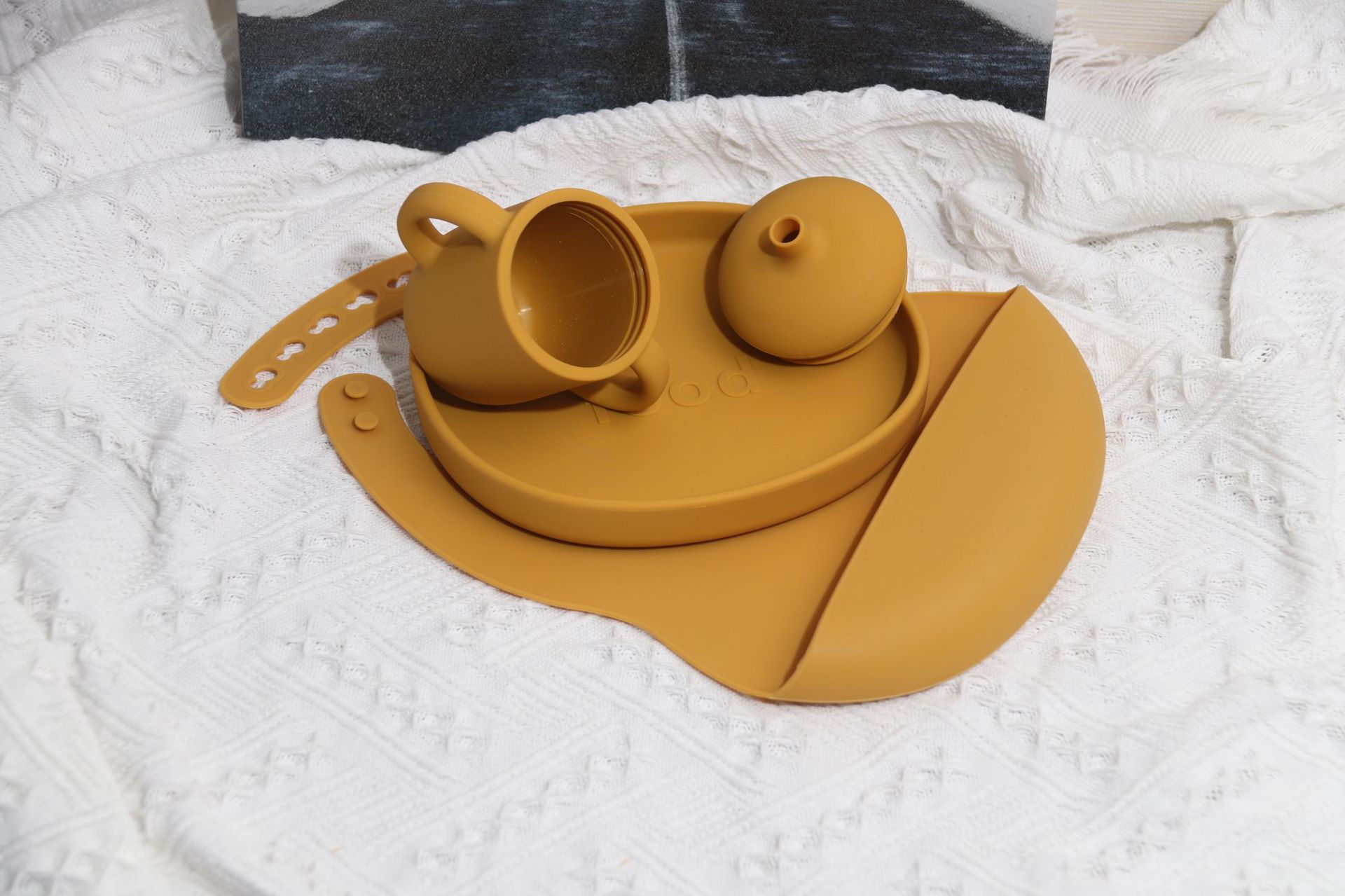 儿童餐具亚马逊电商母婴餐具套装硅胶吸盘碗硅胶围兜硅胶勺子详情10