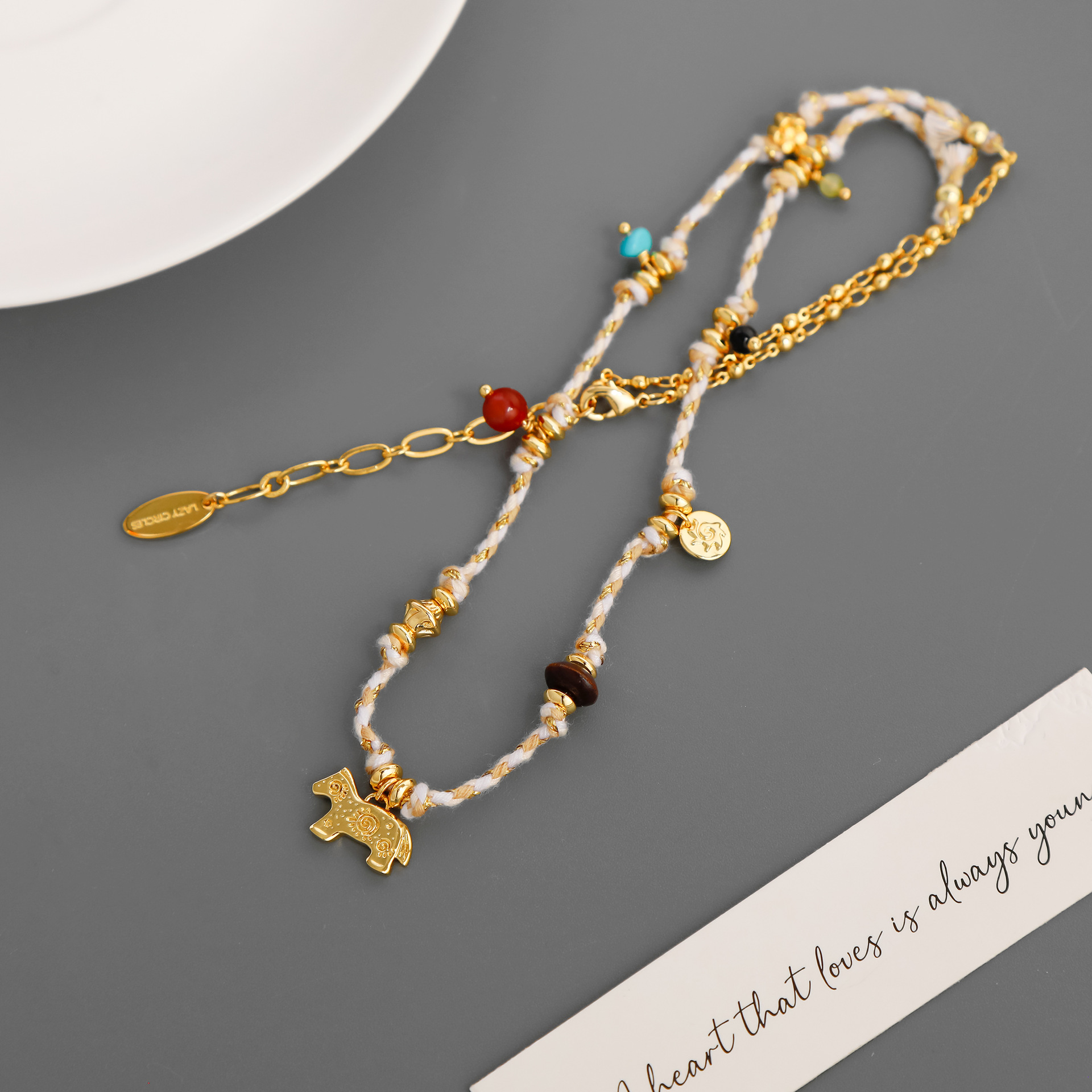 LAZY*家彩色编织小马项链 夏季度假民族风天然石玛瑙小木马锁骨链详情6