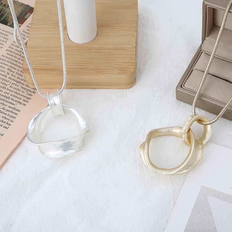 亚马逊爆款项链欧美大气双环复古蛇骨链圆形轻奢女士合金毛衣链详情13