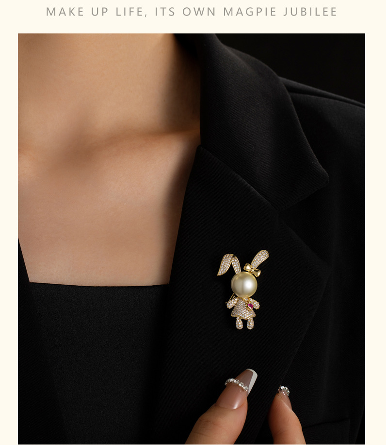 Cute pearl little rabbit brooch, New Year of the Rabbit gift, suit sweater pin accessory, fashionable and versatile brooch pic 10