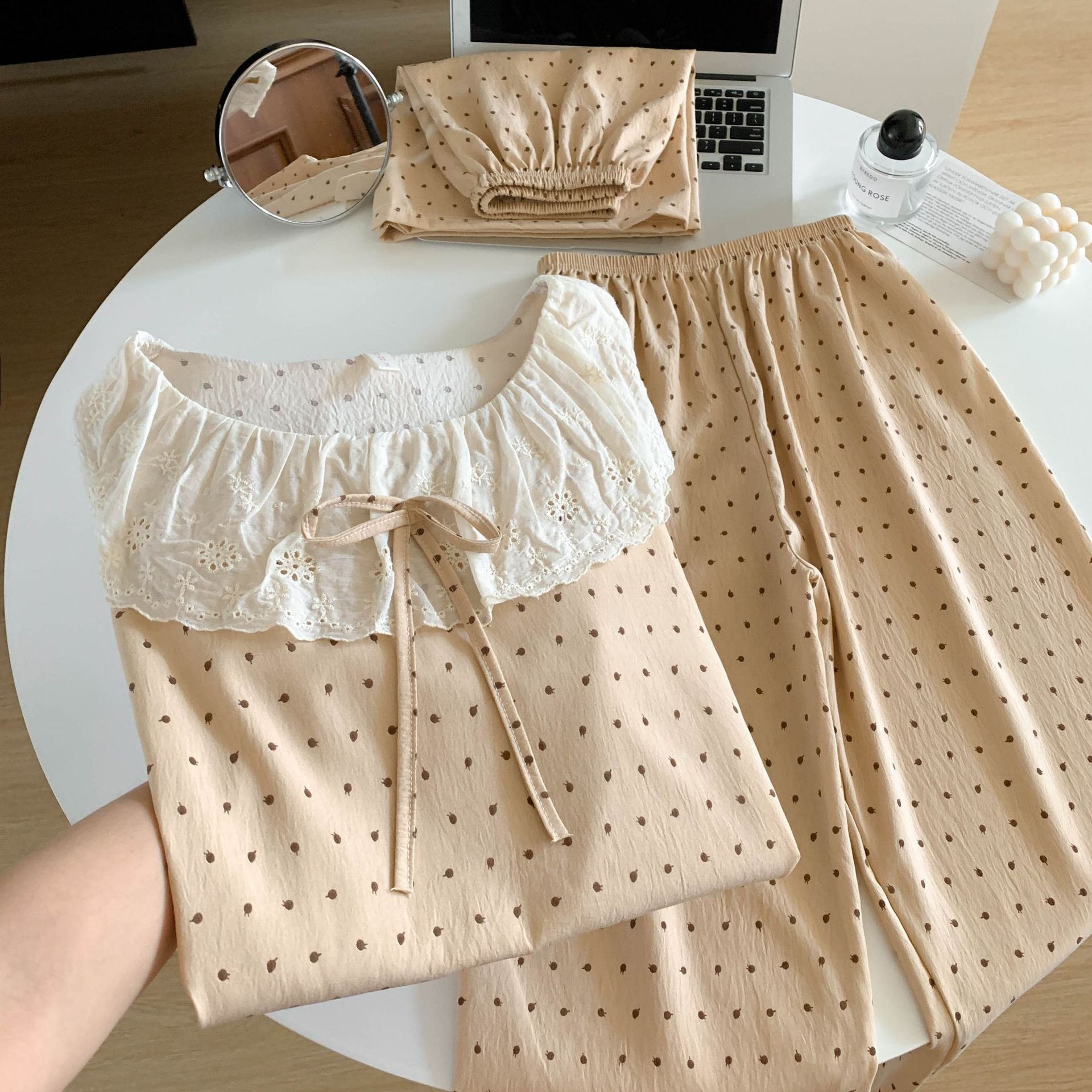 跨境外贸爆款三件套睡衣女短袖短裤长裤甜美大翻领蕾丝花边家居服详情9