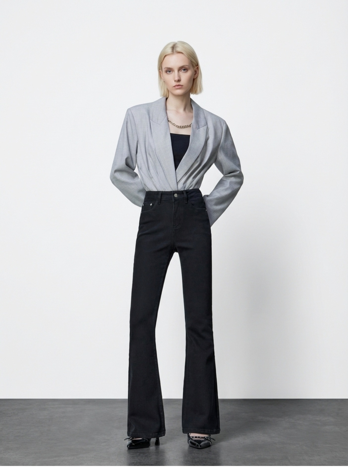 The windbreaker yoga model display clothing model showcases the new design pic 15