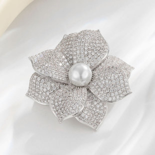 The elegant gift is a fine selection of light luxury, slightly studded with zirconium flower grey pearl brooch, a high-end and versatile clothing accessory, a pin and a brooch flower pic 5