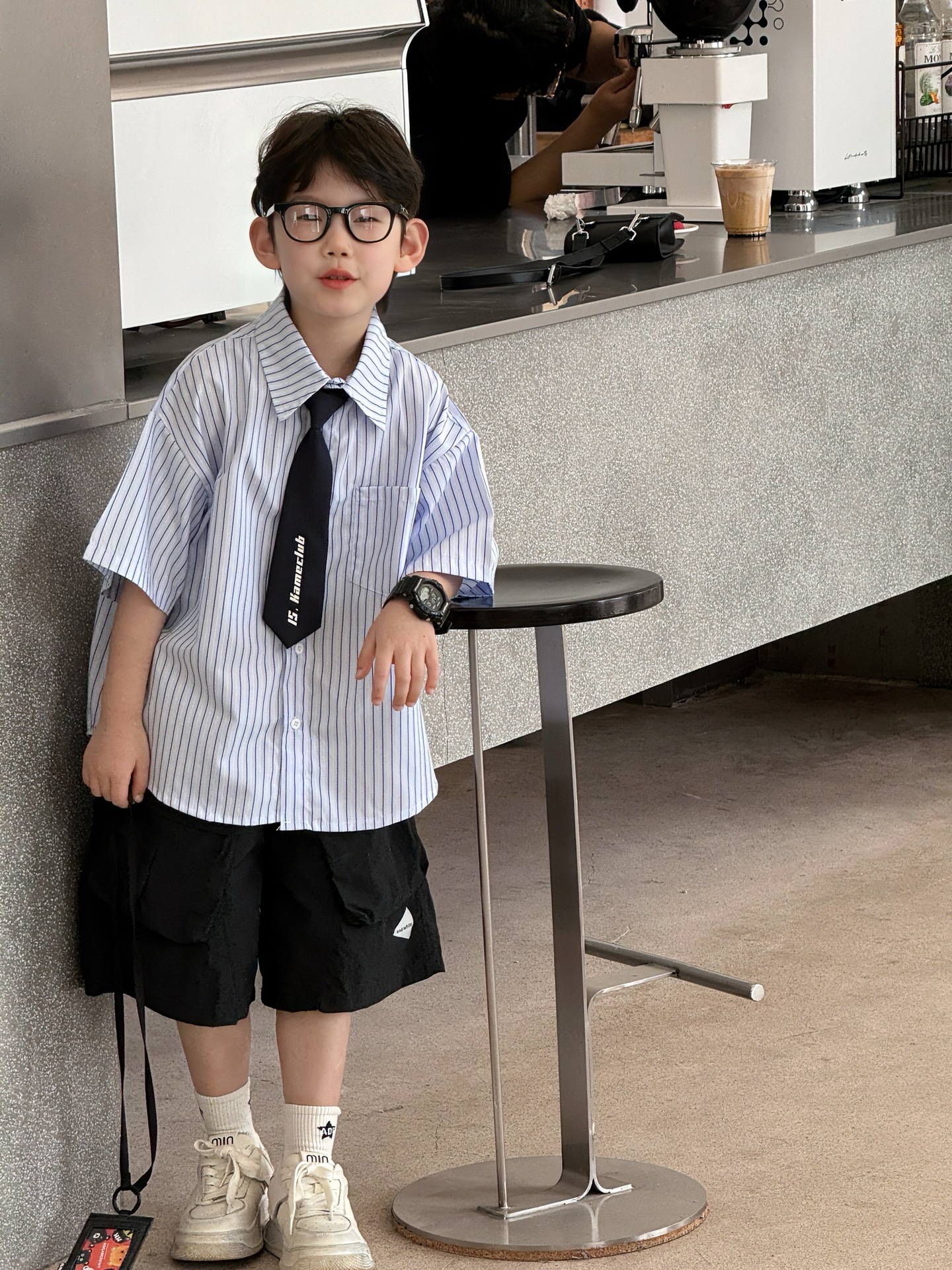泰如2025夏季新款韩版男童时尚百搭学院风条纹衬衫短袖儿童上衣潮详情7