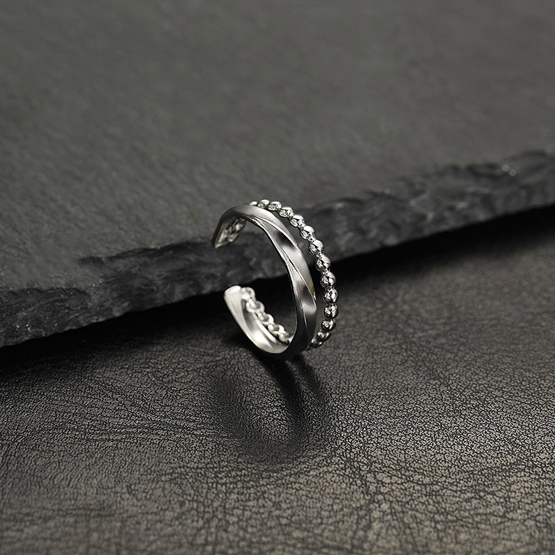 跨境供应 不锈钢开口可调饰品 个性镂空图案油压几何形钛钢戒指详情5