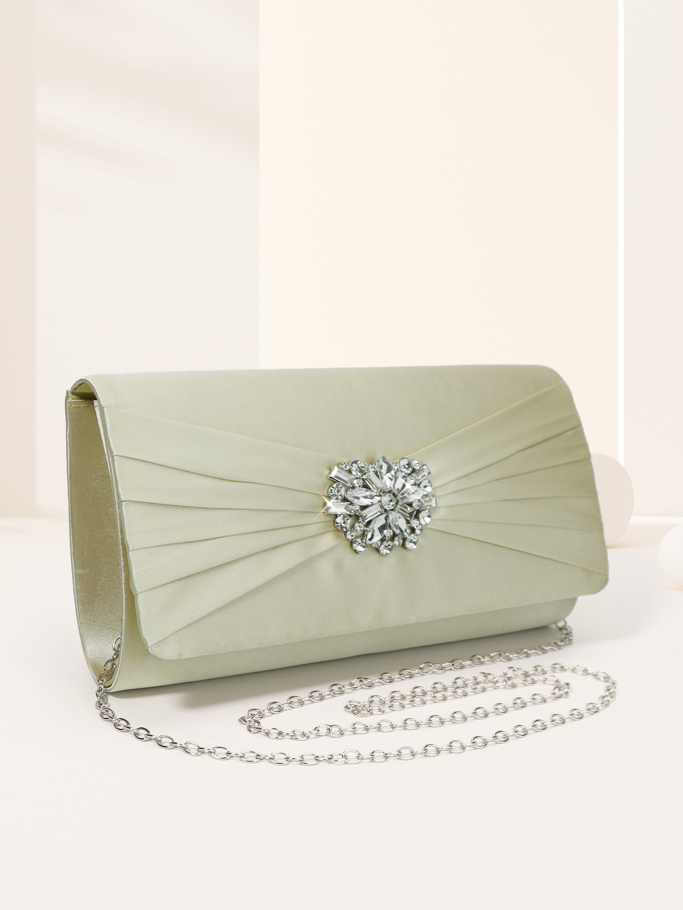 源头厂家跨境电商时尚仿真丝烫钻手拿包斜挎晚宴包名媛女包大容量详情6