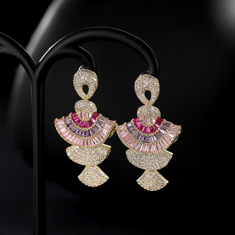 欧美重工彩色锆石小裙子耳饰S925银针耳坠立体渐变粉色扇形耳环详情17