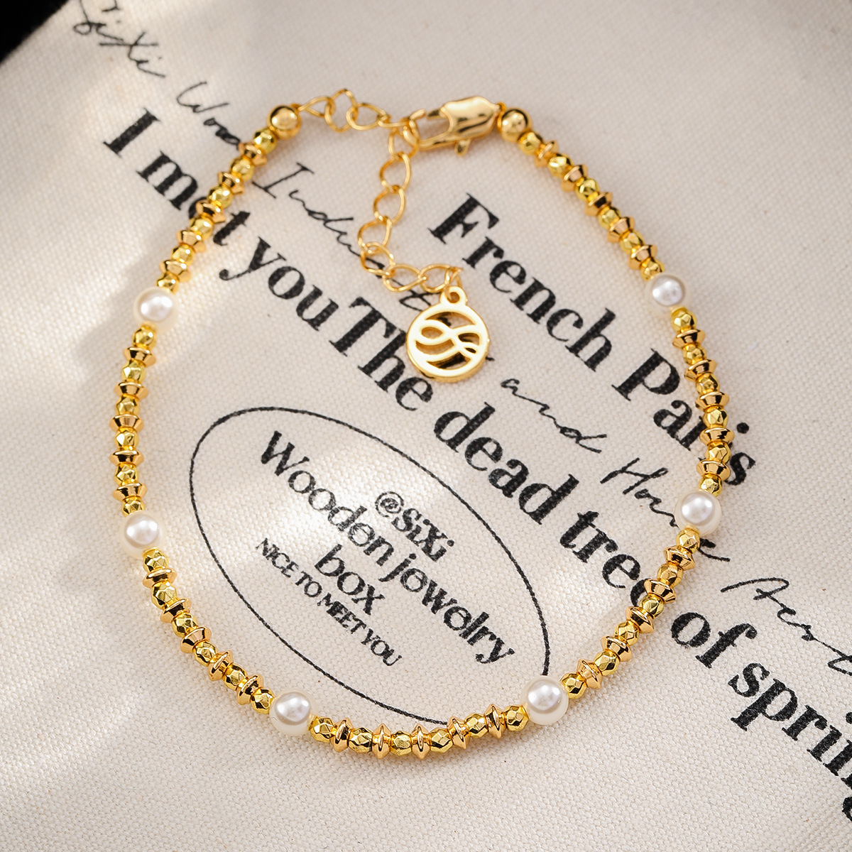 NALA娜啦玻璃珍珠女士手链轻奢高级感法式复古金色女生精致小饰品详情19