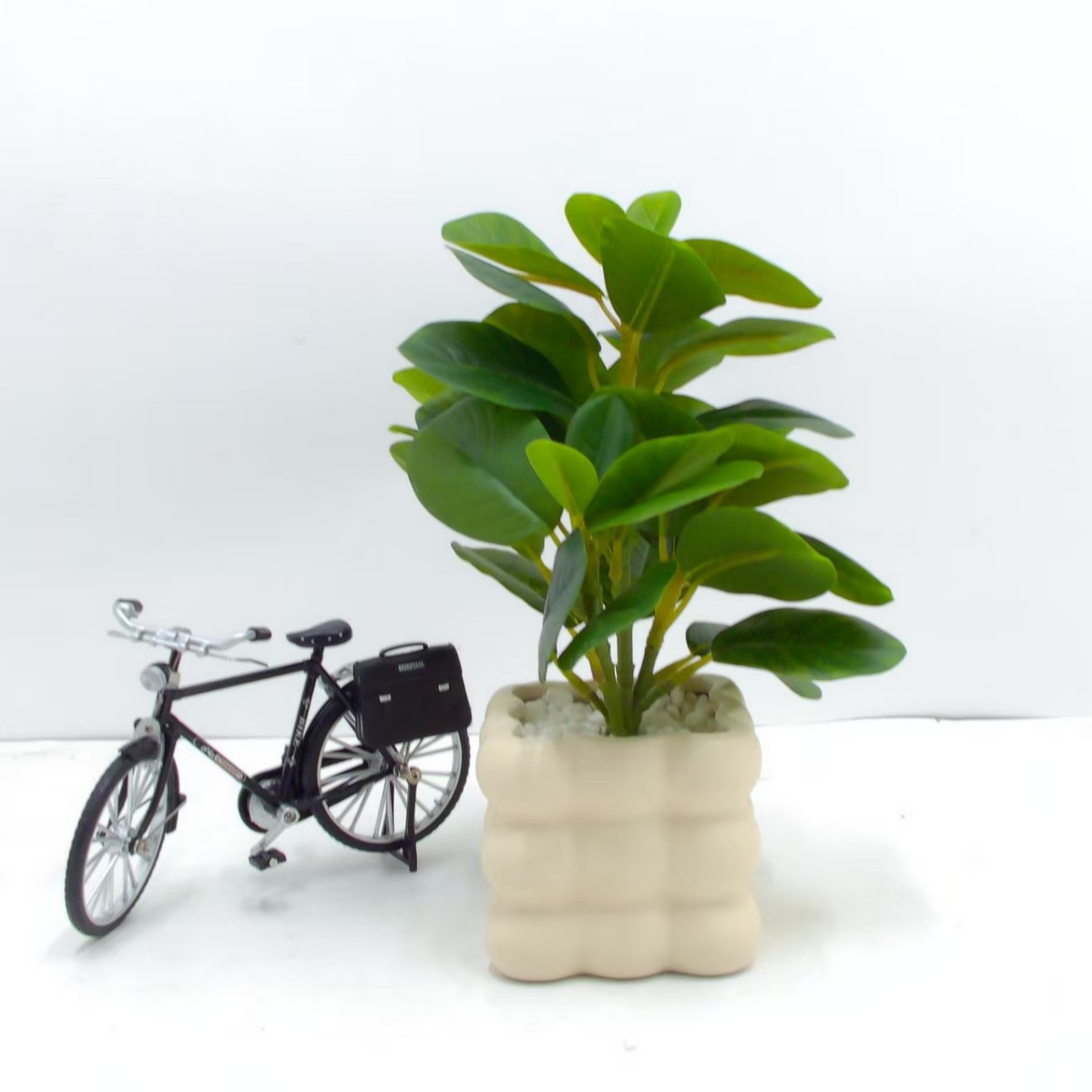 Cream-style green plants, artificial plant bionic flowers, living room dining table tabletop decoration and arrangement, small potted artificial flower ornaments pic 3