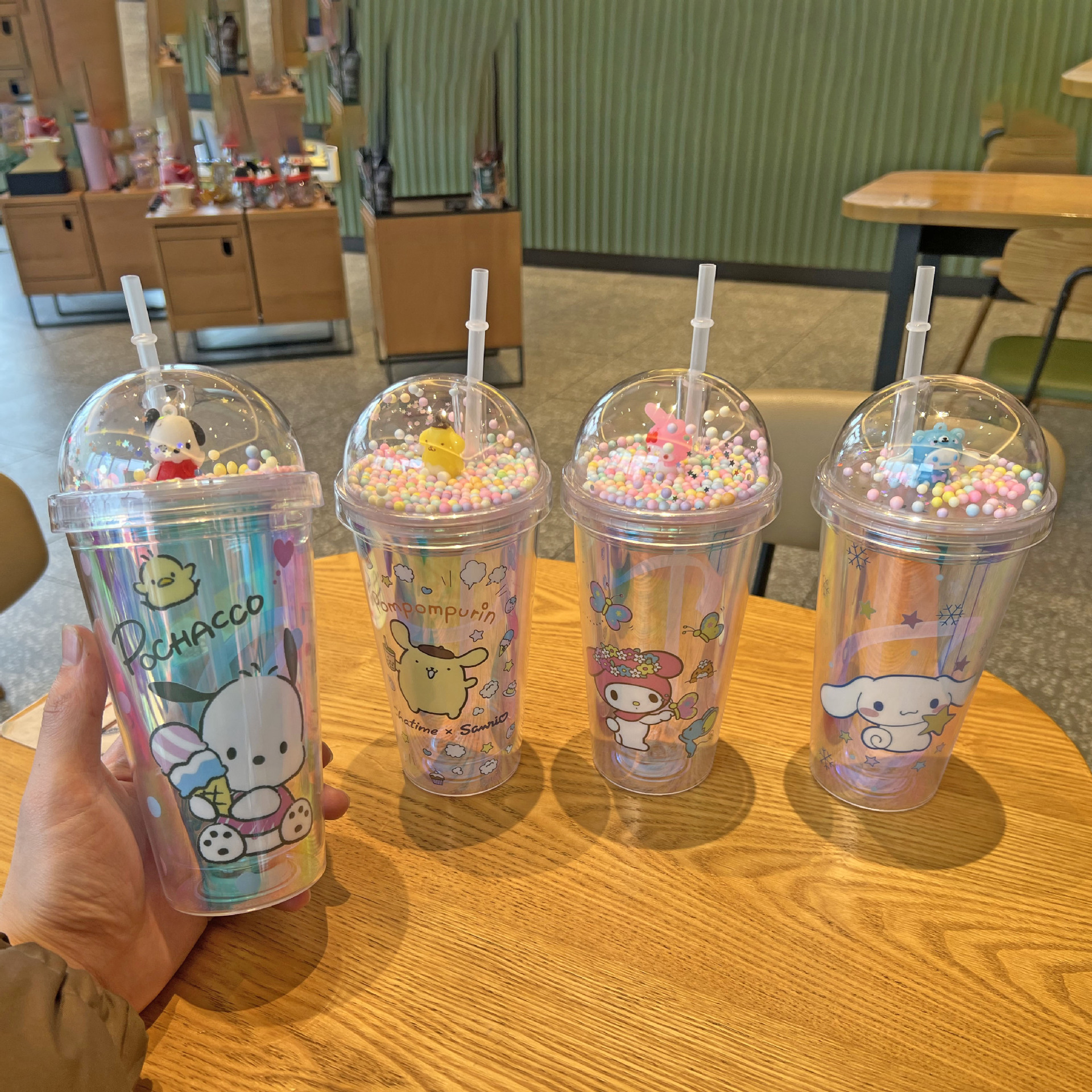 跨境新款三丽欧水杯批发双层观景塑料杯儿童卡通库洛米镭射吸管杯详情4