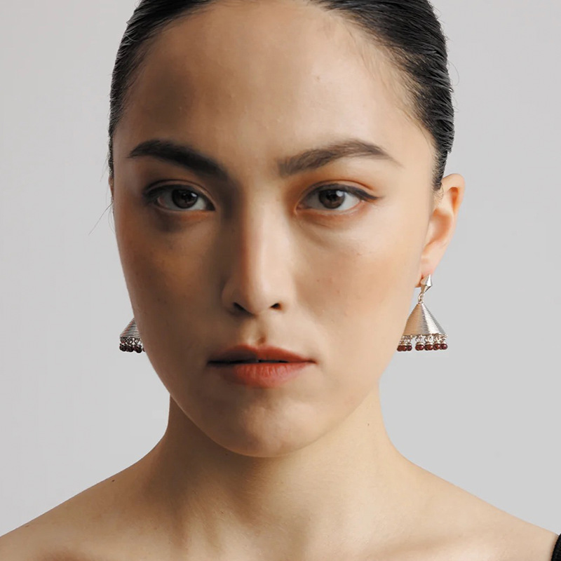 复古螺旋纹理石榴石耳环小众设计个性时尚耳饰轻奢高级感风铃耳坠详情7