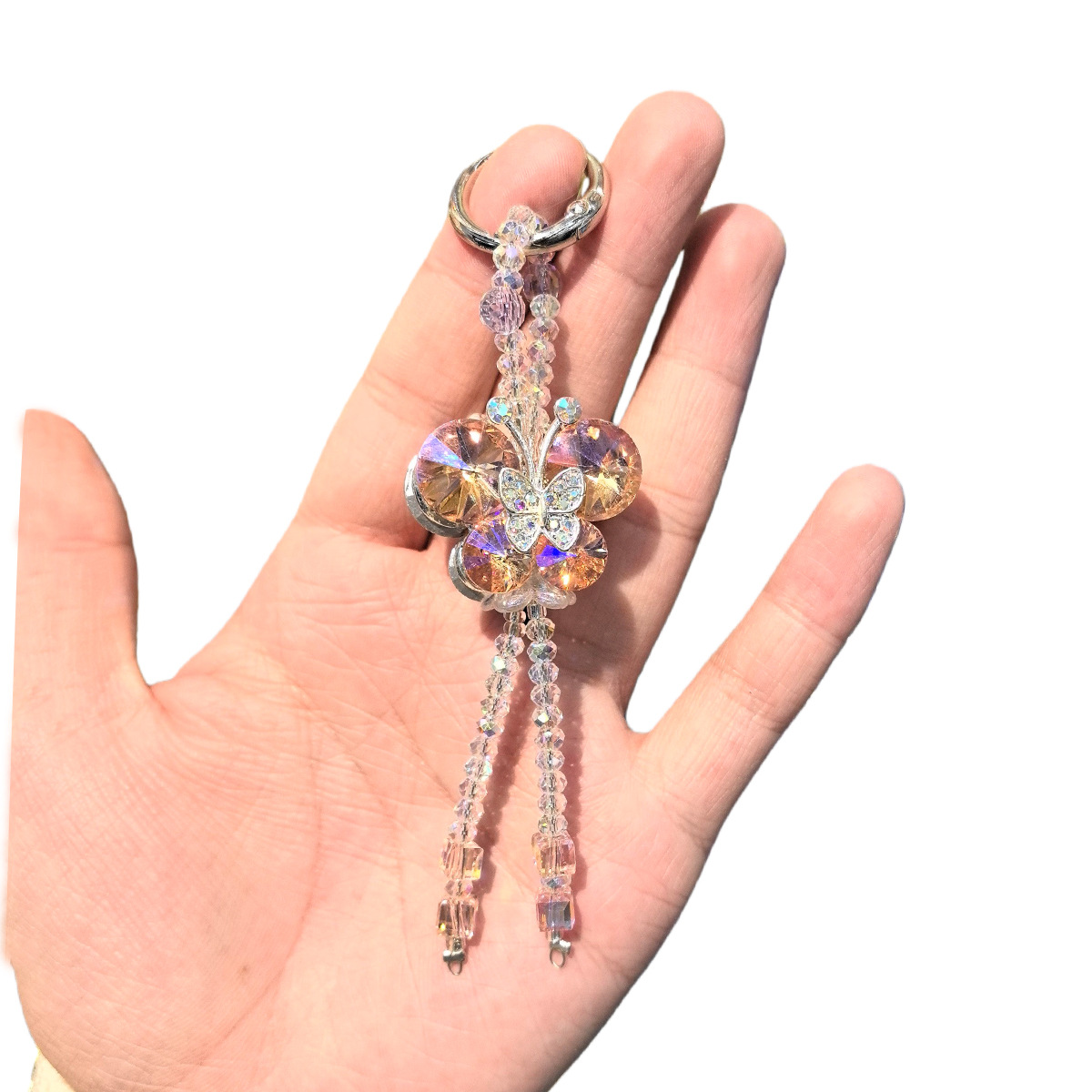 创意草莓水晶串珠钥匙扣 满钻合金流苏包包挂饰少女心可爱ins挂件详情3