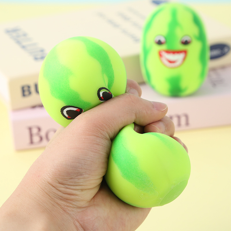 网红西瓜捏捏乐减压玩具创意水果玩偶西瓜条公仔摆件捏捏解压神器详情7