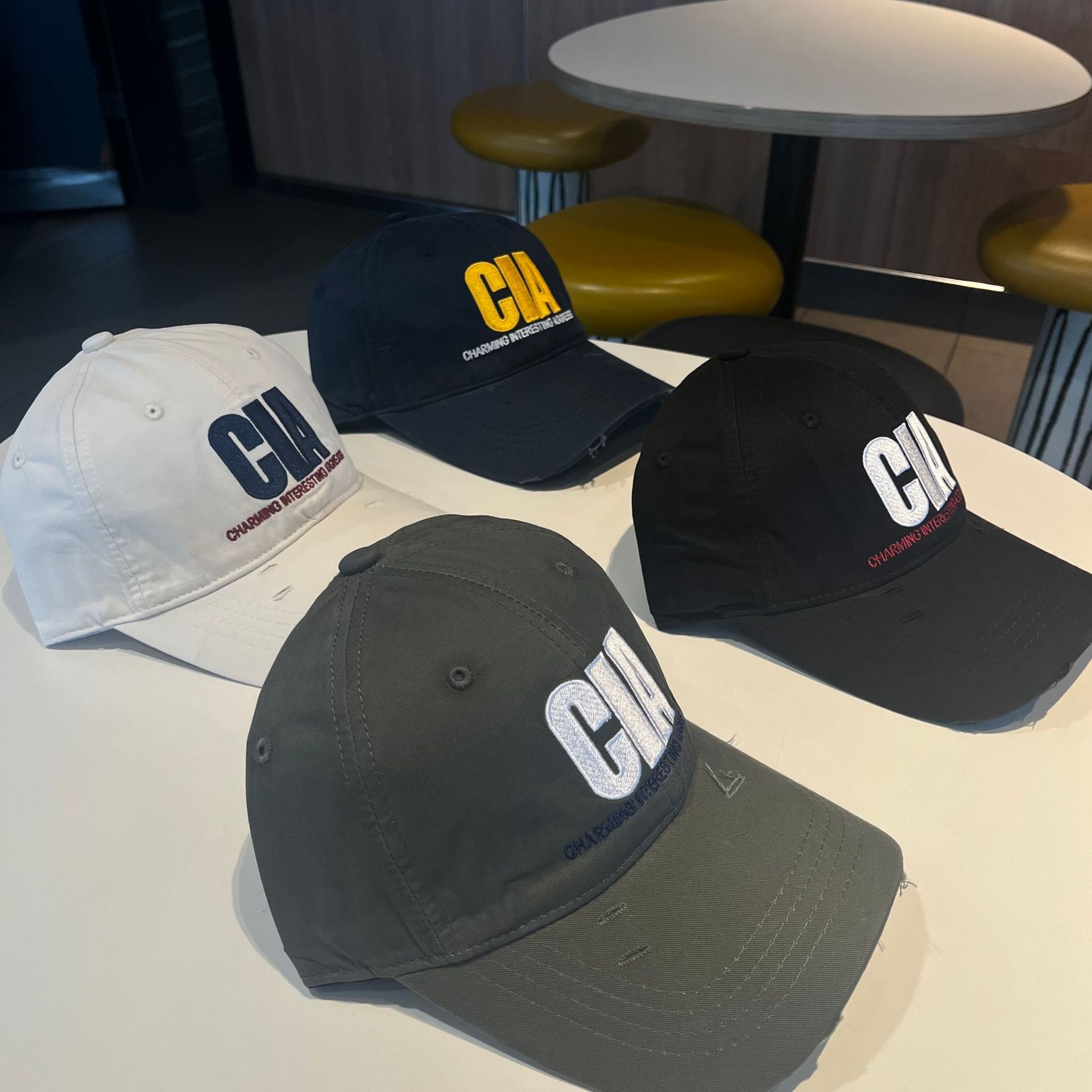 Embroidered baseball caps for men and women, ins feng shui washable caps, casual and versatile, color-blocked soft-top sunshade baseball caps, letters pic 4