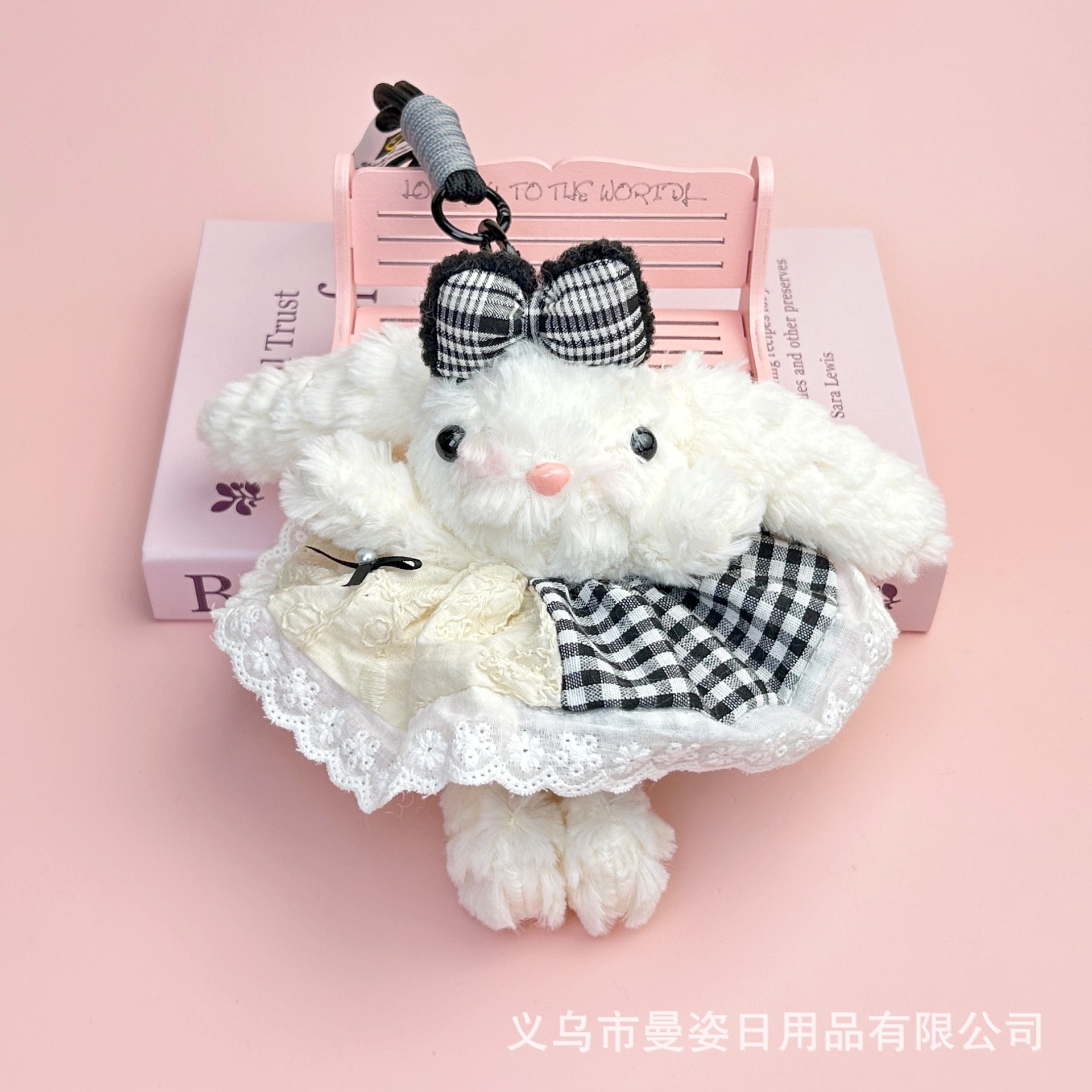 手工可爱垂耳兔毛绒玩具少女心钥匙扣公主裙精致兔子公仔摆摊批货详情47