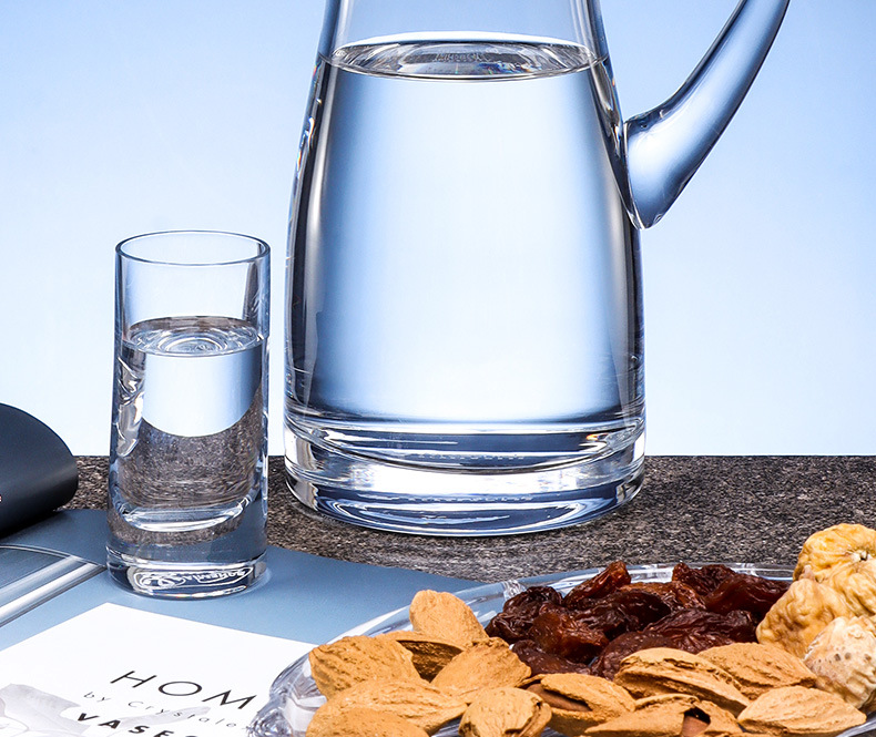 A high-end crystal white wine cup gift box set imported from the Czech Republic, a home one or two-cup graduated wine dispenser, as a gift for elders pic 15