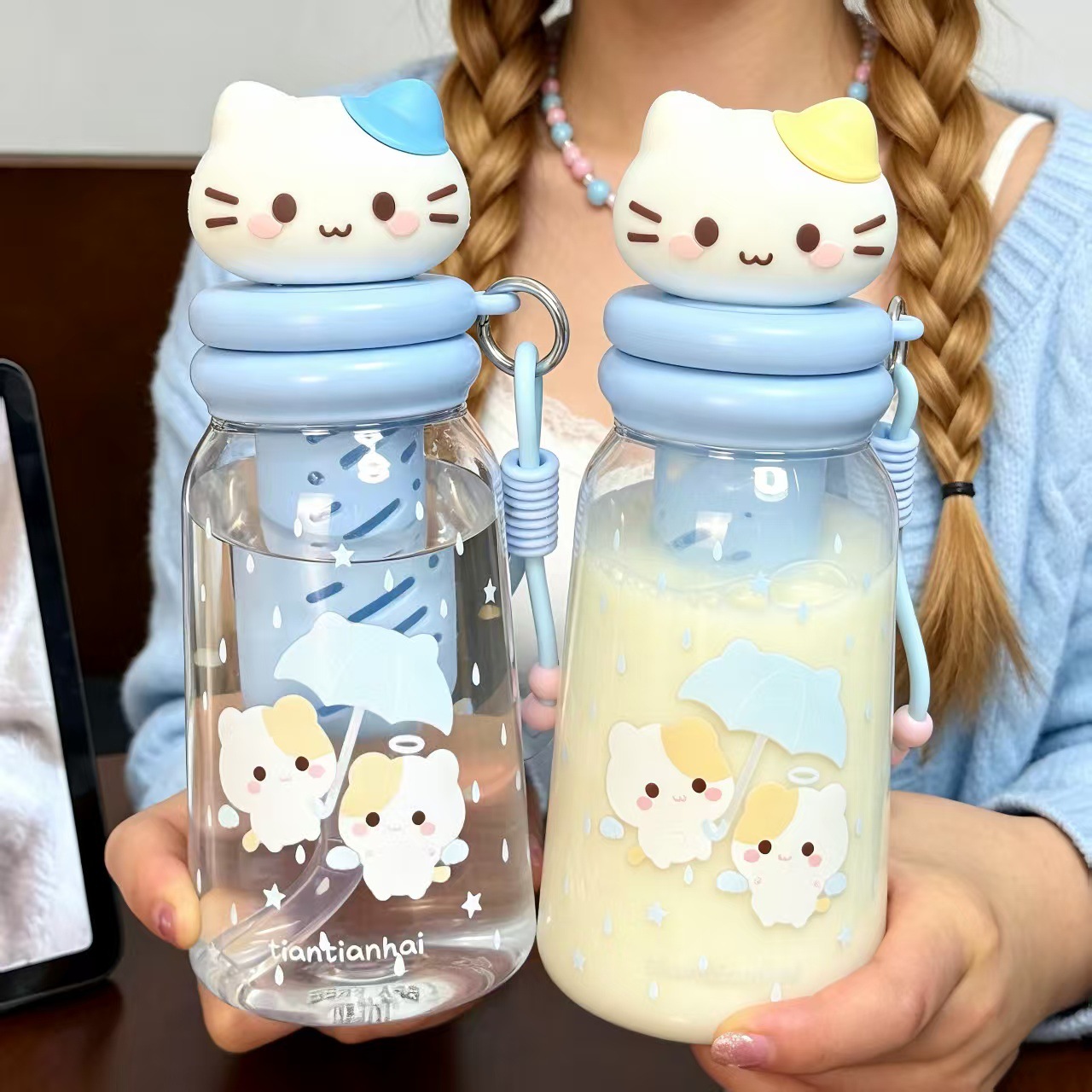Миленькая кошечка, сделанная из кружек с водными стаканчиками, для записи украшений для пожилых женщин на поздравительных открытках pic 10