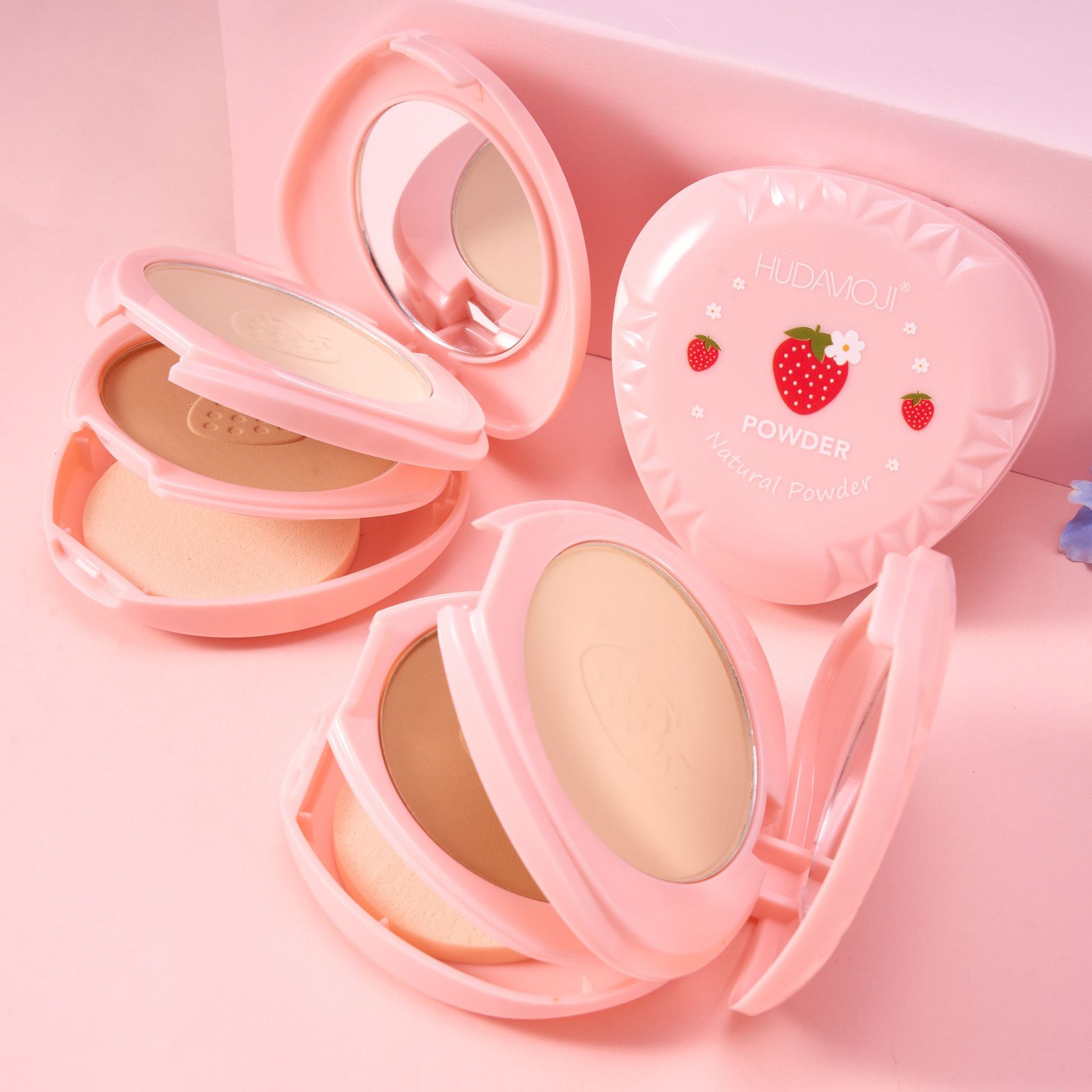 HUDAMOJI pink strawberry three-layer powder compact, a popular cross-border makeup product, features one layer of loose powder and one layer of contouring, which is natural and long-lasting pic 5