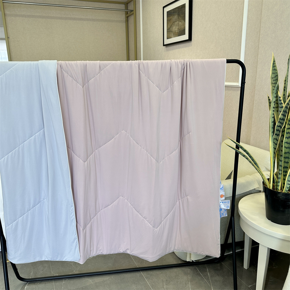 Little Ice Silkworm Cool Sensation Ice Silk Soybean Summer Cool Quilt, summer brocade ammonia naked sleep Cold Quilt, Summer Quilt, machine washable air-conditioned quilt pic 15