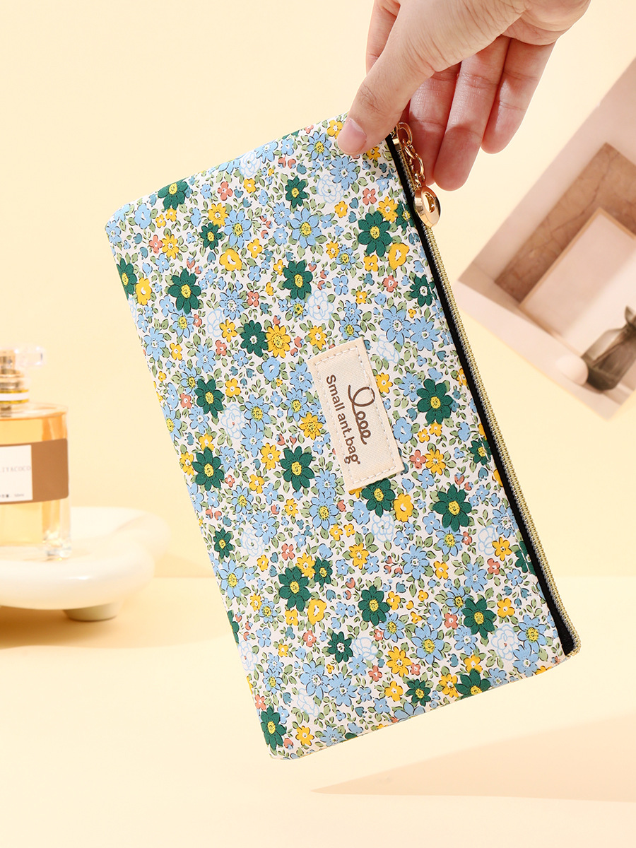 跨境新款女士碎花化妆包小清新花朵洗漱包便携拉链彩妆收纳包详情8