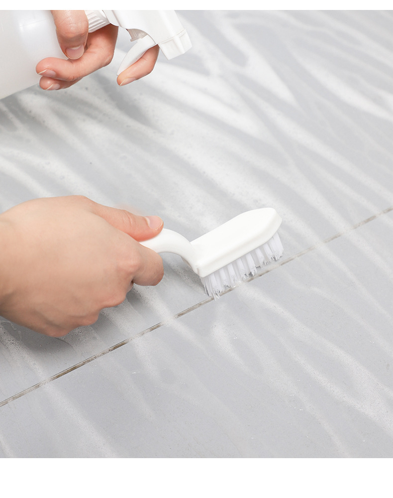 A small brush for cleaning the corners of the bathroom tile walls without blind spots, a toilet brush for scrubbing floor gaps, and a bathroom grouting and cleaning brush pic 4