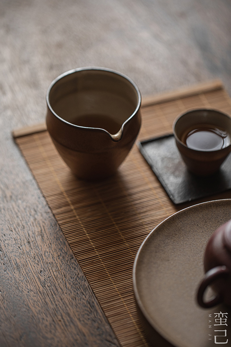 蛮己日式诧寂风公道杯功夫茶具粗陶茶海分茶器家用陶瓷公杯配件详情12
