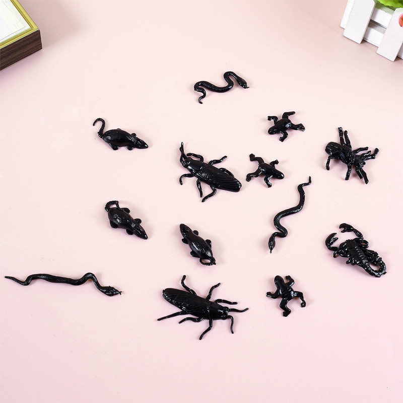 跨境创意弹性手掌蜘蛛网南瓜幽灵万圣节创意整蛊爬墙粘性伸缩玩具详情10