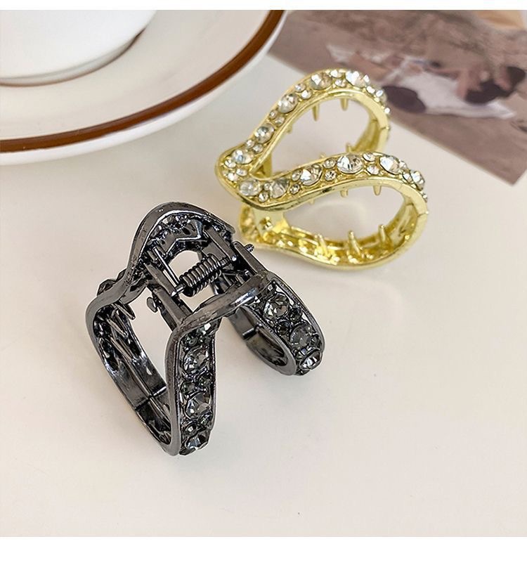 V型高马尾抓夹网红爆款高级感水钻半扎发夹女气质后脑勺盘发饰品详情10