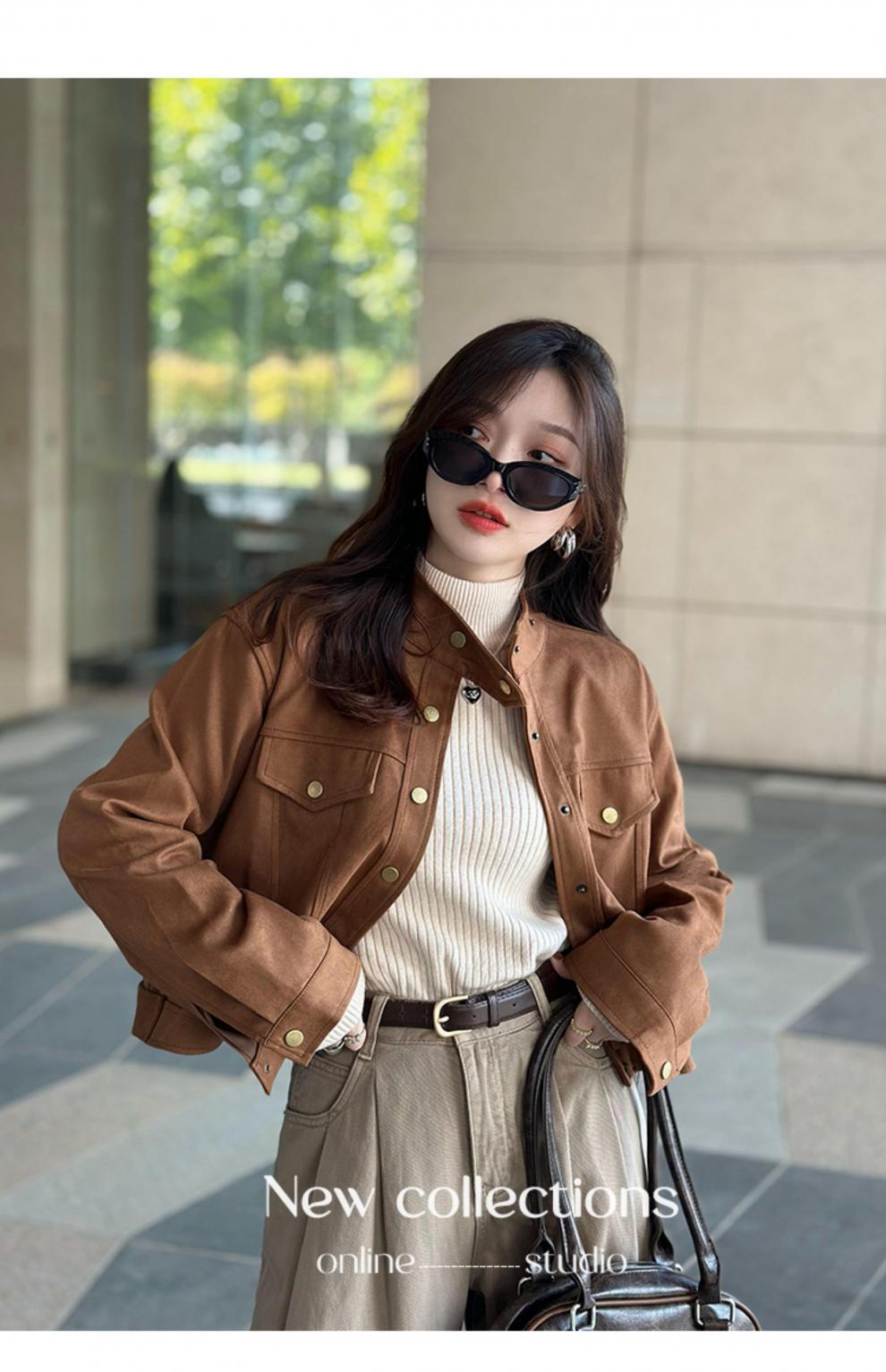 For women in winter, add a thick one-piece fleece jacket. For autumn and winter, pair it with a semi-high neck knitted base layer and a white warm top pic 25