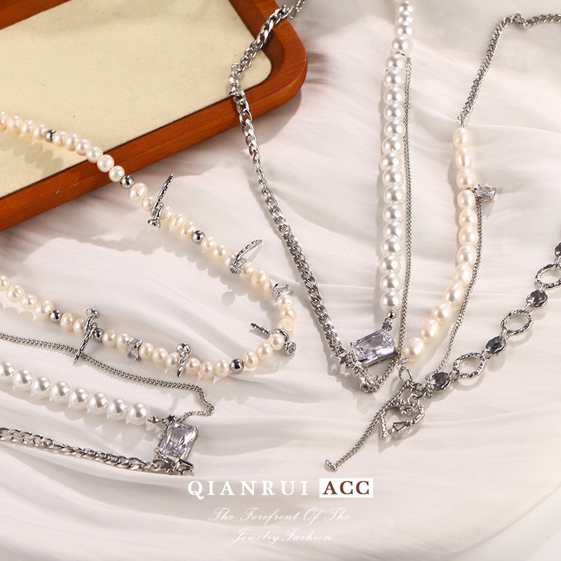 The new heart-shaped bow collarbone chain is a niche retro necklace that is versatile for summer, exuding a sense of high-end luxury and a light fragrance style pic 22