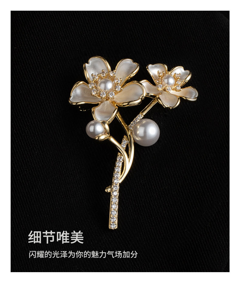 Fashionable and elegant cherry blossom brooches, niche and light luxury style flower brooches, new best-selling pins, suit jackets and accessories pic 19