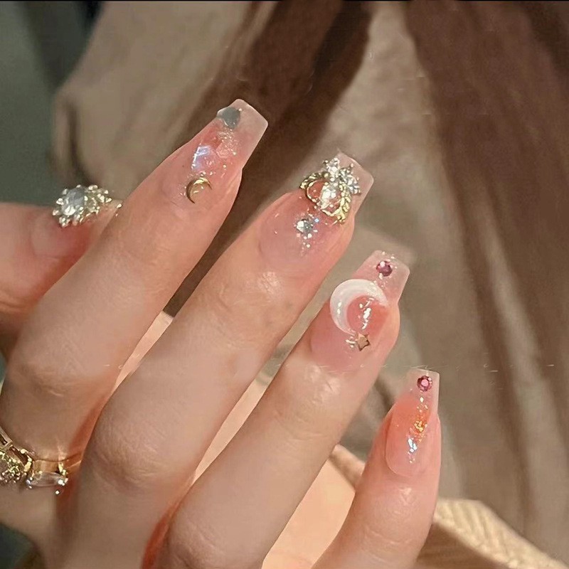 Wholesale of handcrafted wearable nails for Internet celebrities, medium and long heart-shaped diamond nail nail plates, nail patches, false nails, jelly glue pic 25