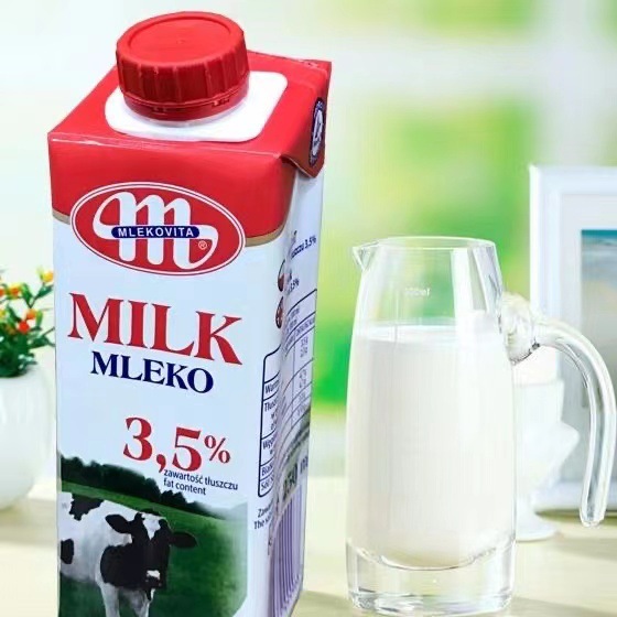 整箱12瓶 波兰妙可维Mlekovita妙维塔全脂灭菌纯牛奶250ML详情4