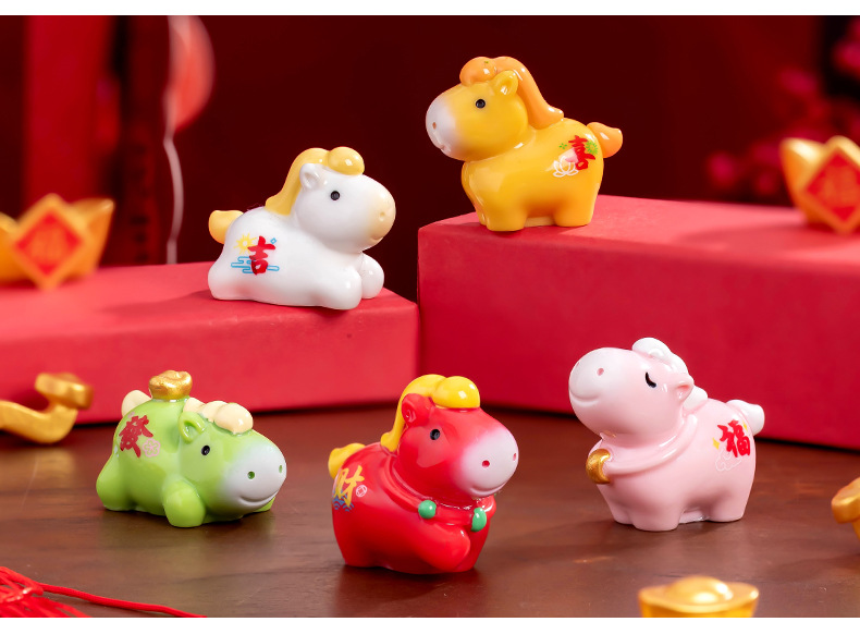 马年创意五彩小马公仔萌粒DIY装饰品桌面迷你车载摆件陶瓷工艺品详情9