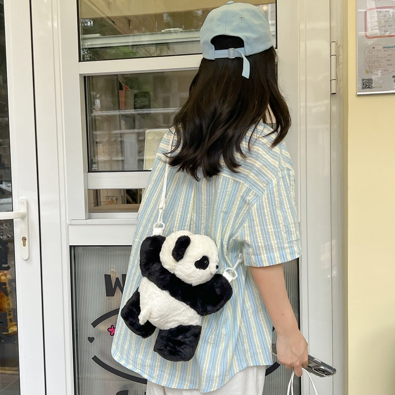 2024新款时尚熊猫双肩包清新甜美可爱卡通毛绒玩具包仿真抱枕背包详情27