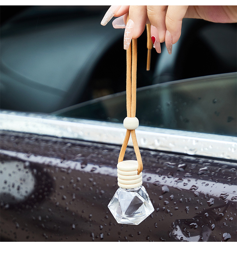 跨境专供FORMBO车载挂绳香水瓶汽车用除异味香薰挂件饰品香水批发详情10