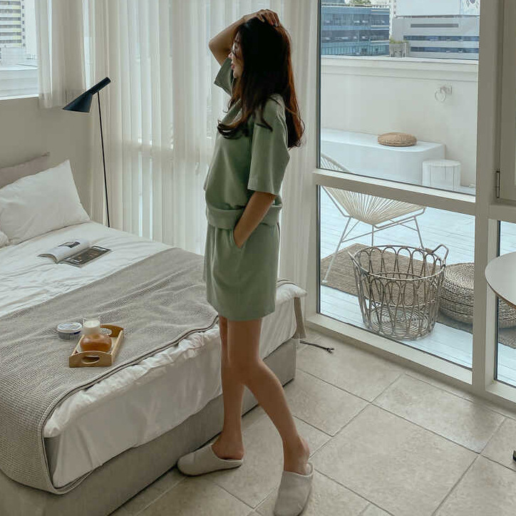 Wholesale set of high-quality Minnie cotton 2023 new summer fashion sportswear, short sleeves and shorts, Korean style two-piece set pic 7