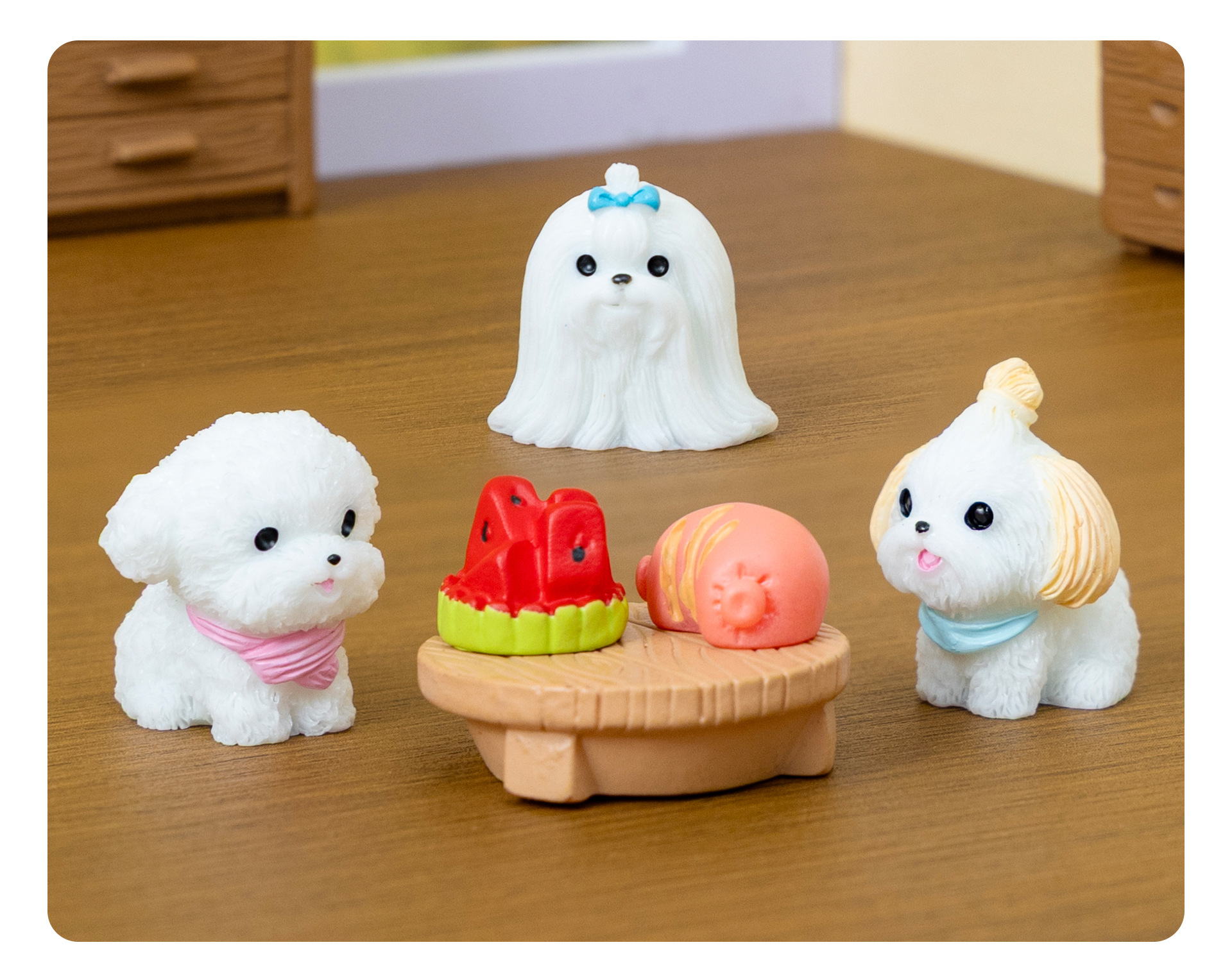 微景观仿真可爱围兜小狗家居桌面摆件创意车载饰品树脂工艺小摆件详情7